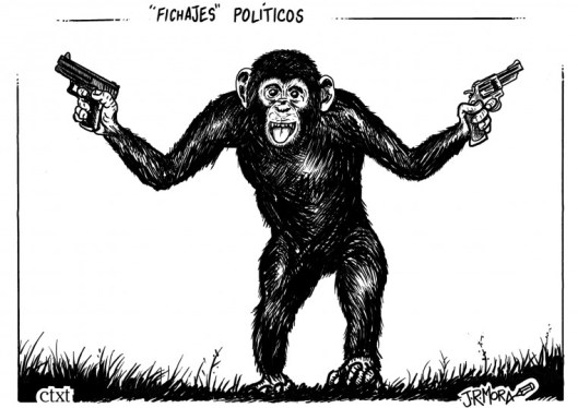Resultado de imagen de mono con pistola